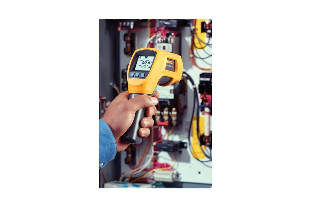 Fluke 566 Infrared/Contact Thermometer