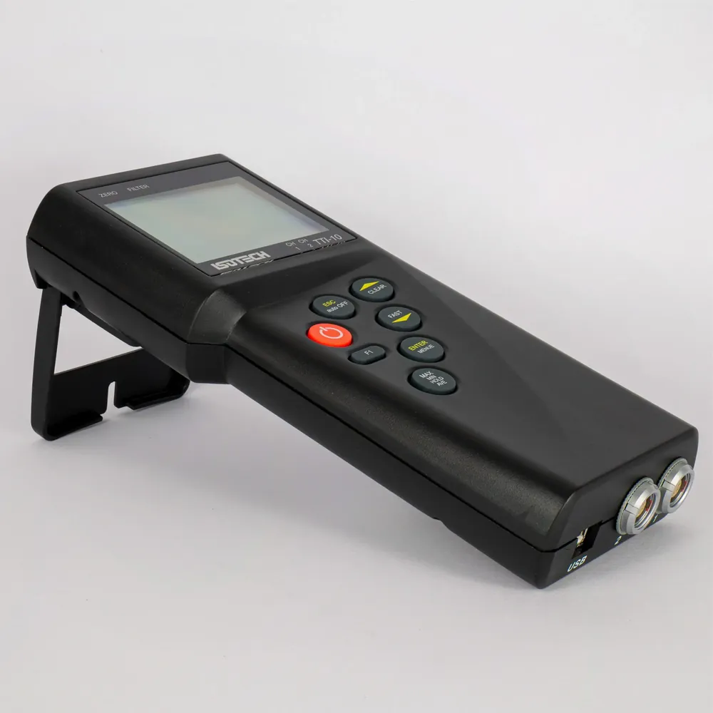 مقياس حرارة عالي الدقة Isotech TTI -10