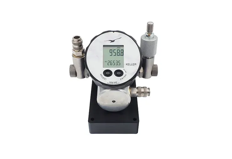 Keller LPX Pressure Calibrator