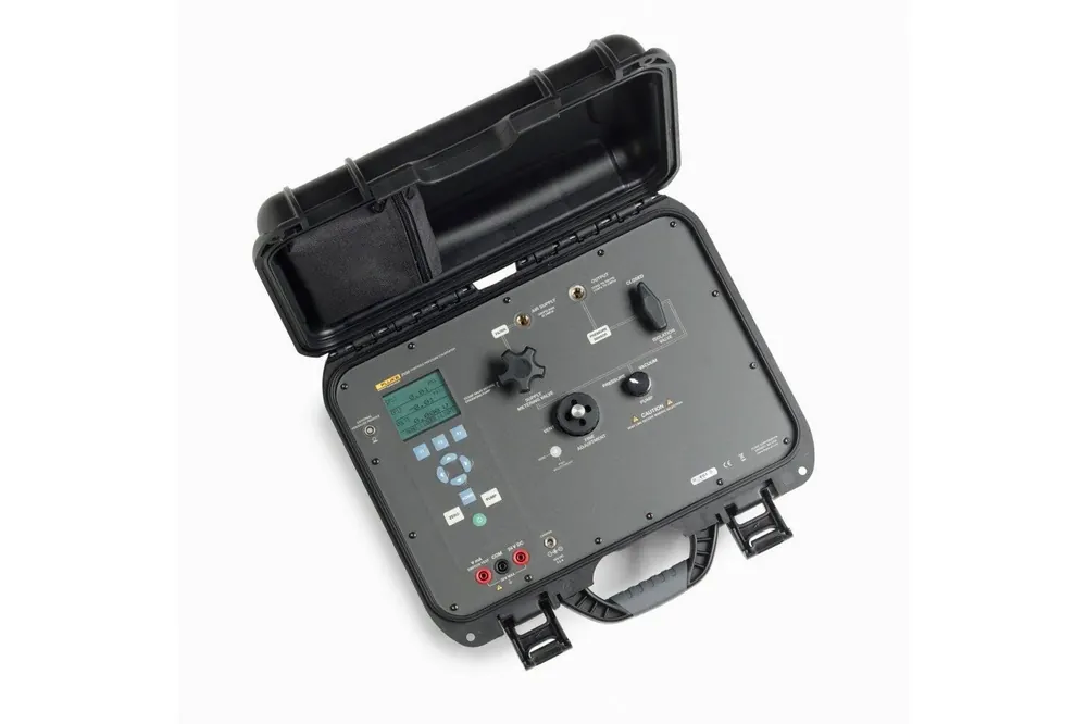 Fluke Calibration 3130 Pressure Calibrator